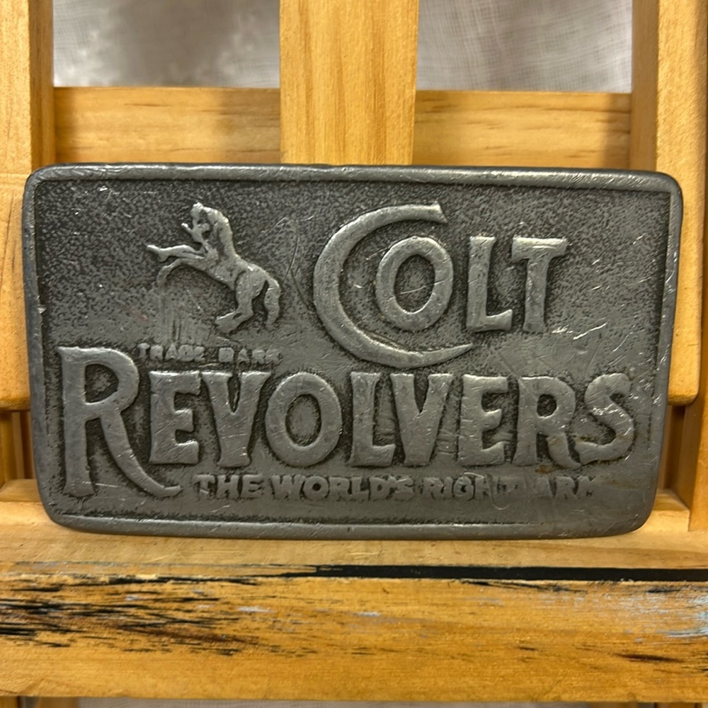 Colt Revolver vintage belt buckle - Picture 1 of 8